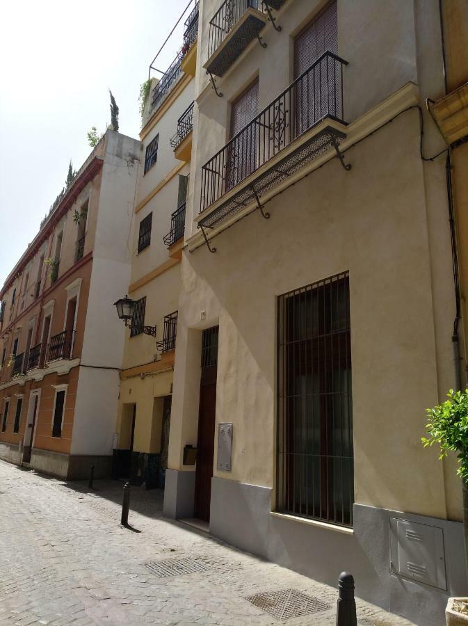 Rentalsevilla Espacioso Duplex En La Puerta Real * Sevilha