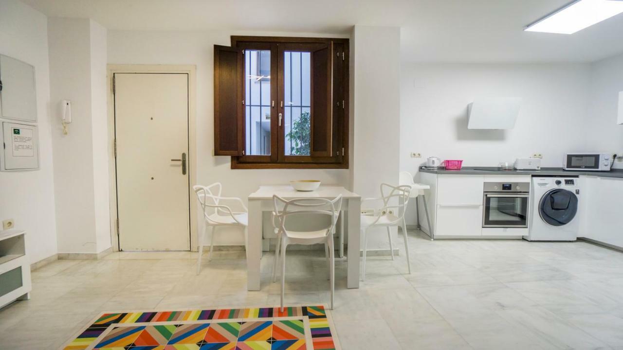Apartamento Rentalsevilla Espacioso Duplex En La Puerta Real Sevilha